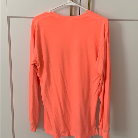 PINK long sleeve T-shirt size xs - Picture 3 of 3